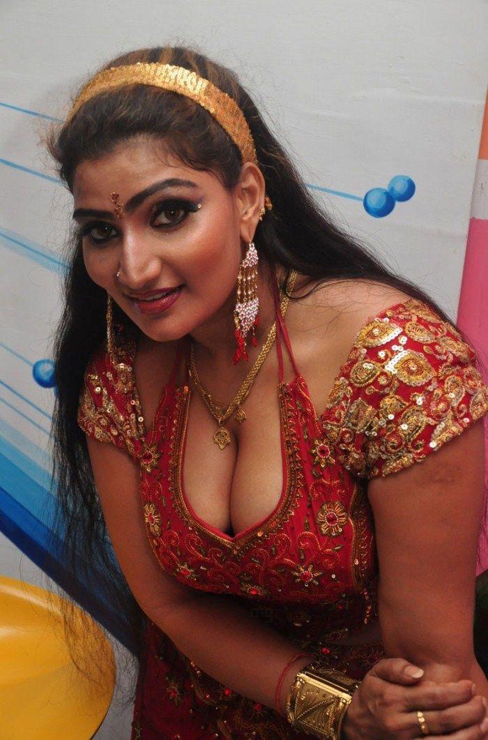 Tamil Actress Babilona Hot Photos