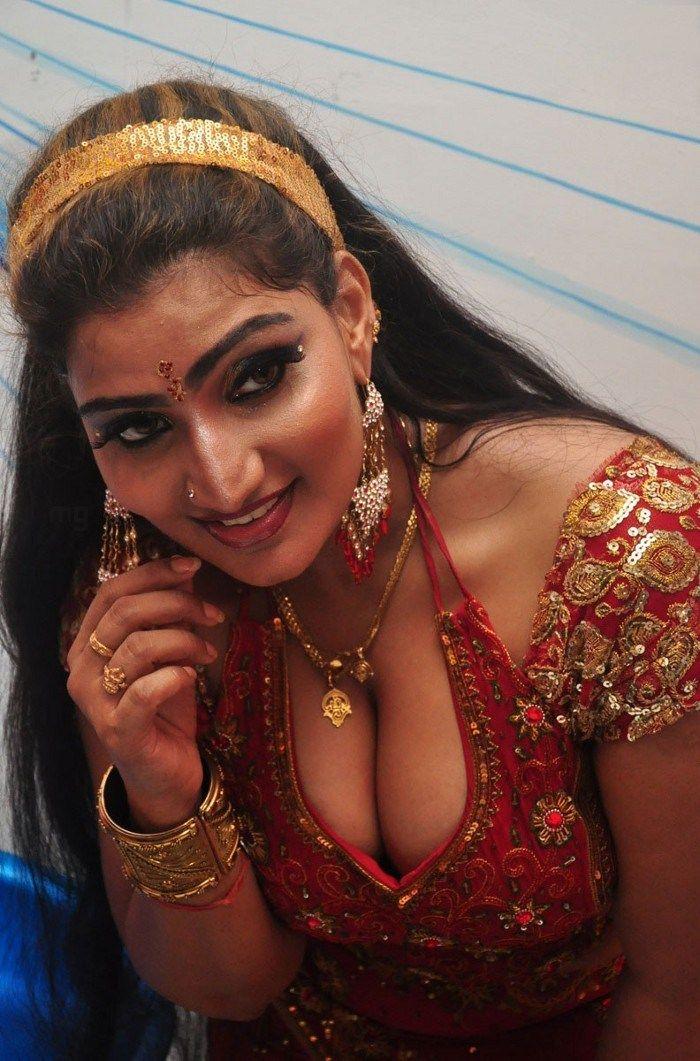 Tamil Actress Babilona Hot Photos