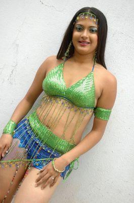 Tamil Actress Hot Navel Pictures