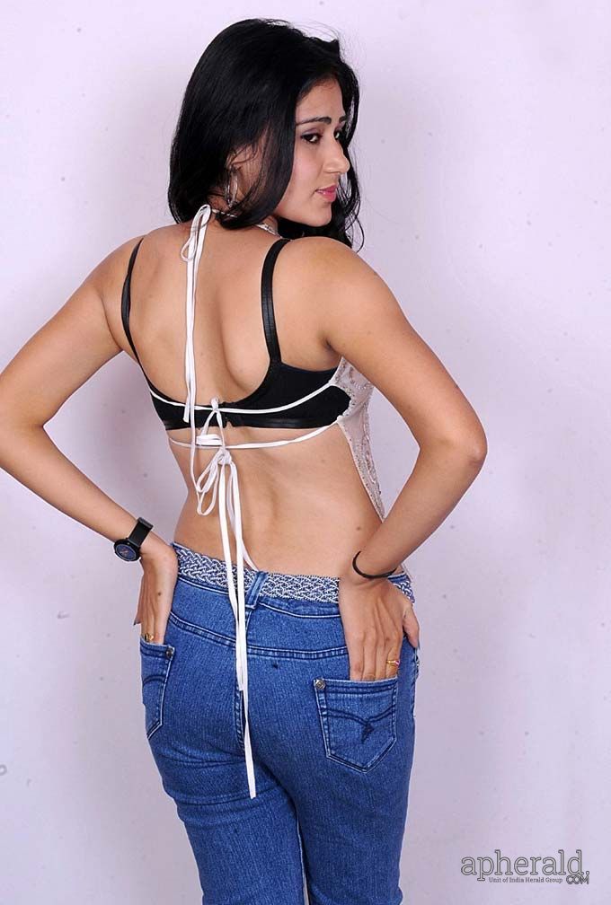 Tamil Hot Navel Actress Photos