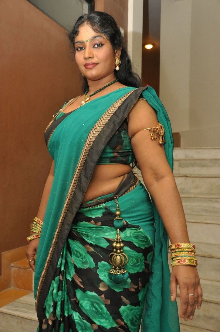 Telugu Vamp Actress Sexy Gallery