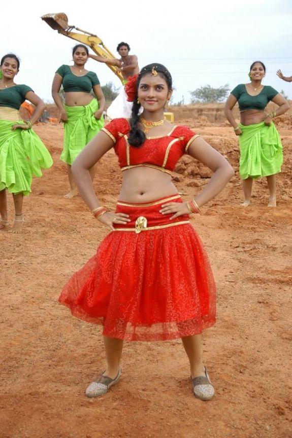 Umasree Hot Dancing Pics