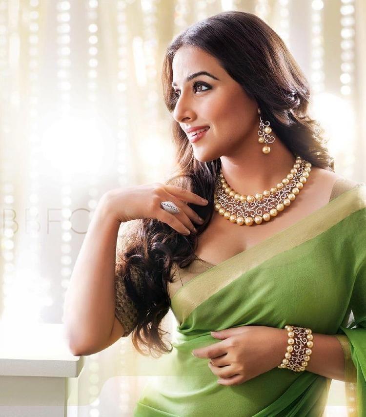 Vidya Balan Hot Spicy Pics