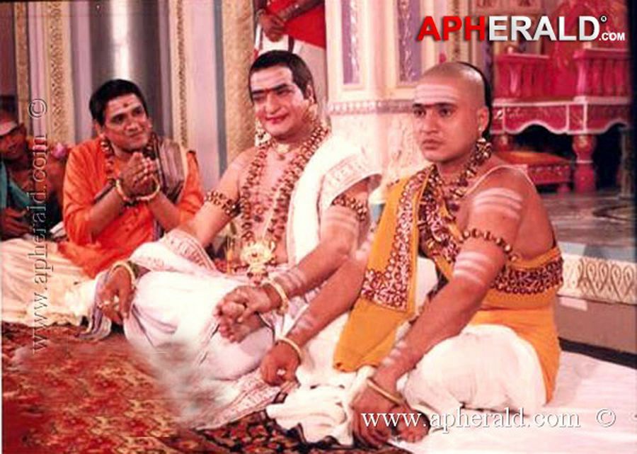 Actor AVS Unseen and Rare Photos