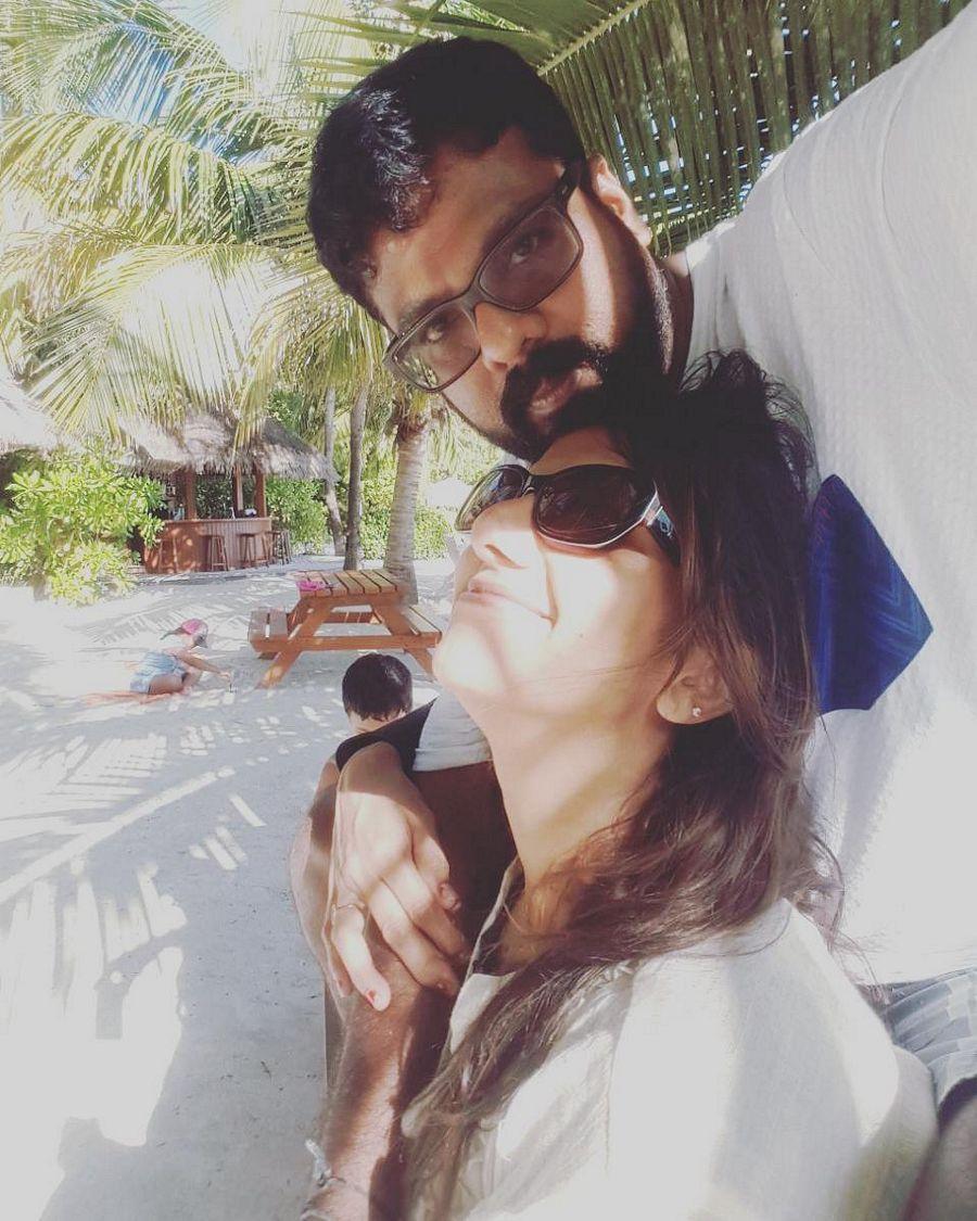 B'day Special: Actress Rambha Family Enjoying Vacation at Maldives Photos