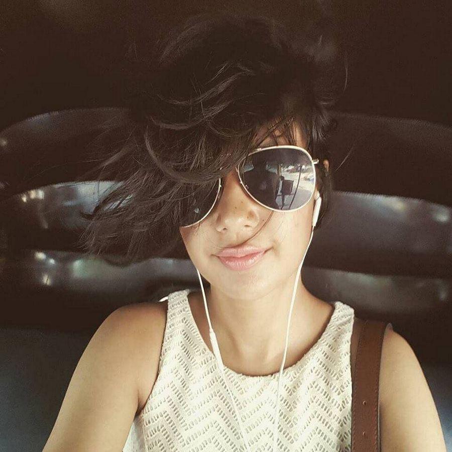 Airtel 4G Girl Sasha Chettri Selfies