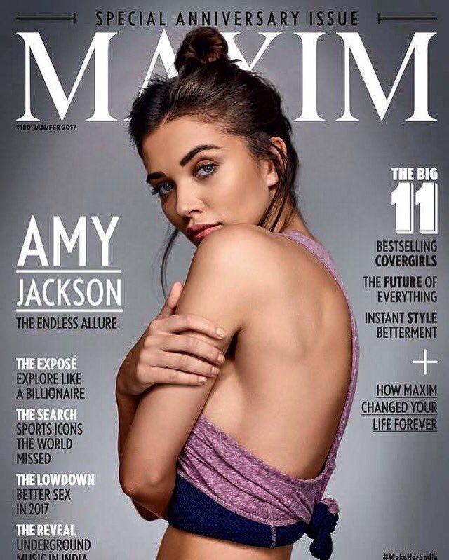 Amy Jackson UNKNOWN Private Moments Photos Goes Viral On Internet