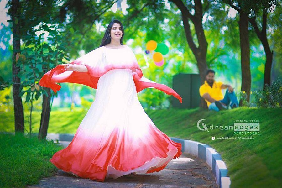 Anchor Shyamala Maternity Shoot Photos