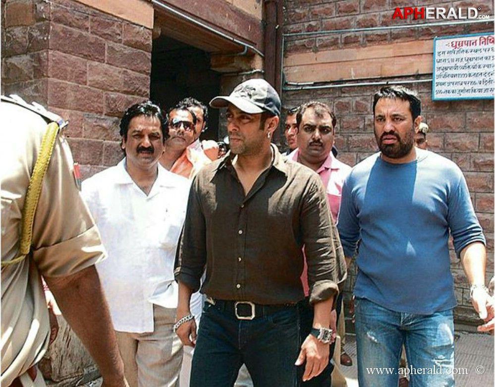 B'day Special Actor Salman Khan Rare & Unseen Photos