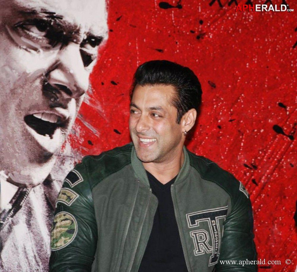 B'day Special Actor Salman Khan Rare & Unseen Photos