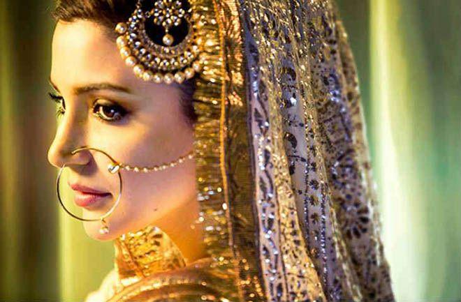 Bollywood Actress Anushka Sharma Bridal Look Photos