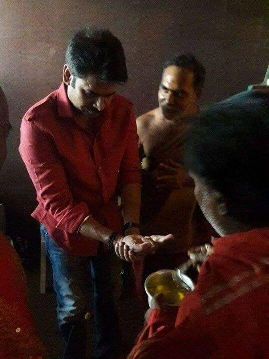 Exclusive: Pawan Kalyan’s Katamarayudu Latest Working Stills