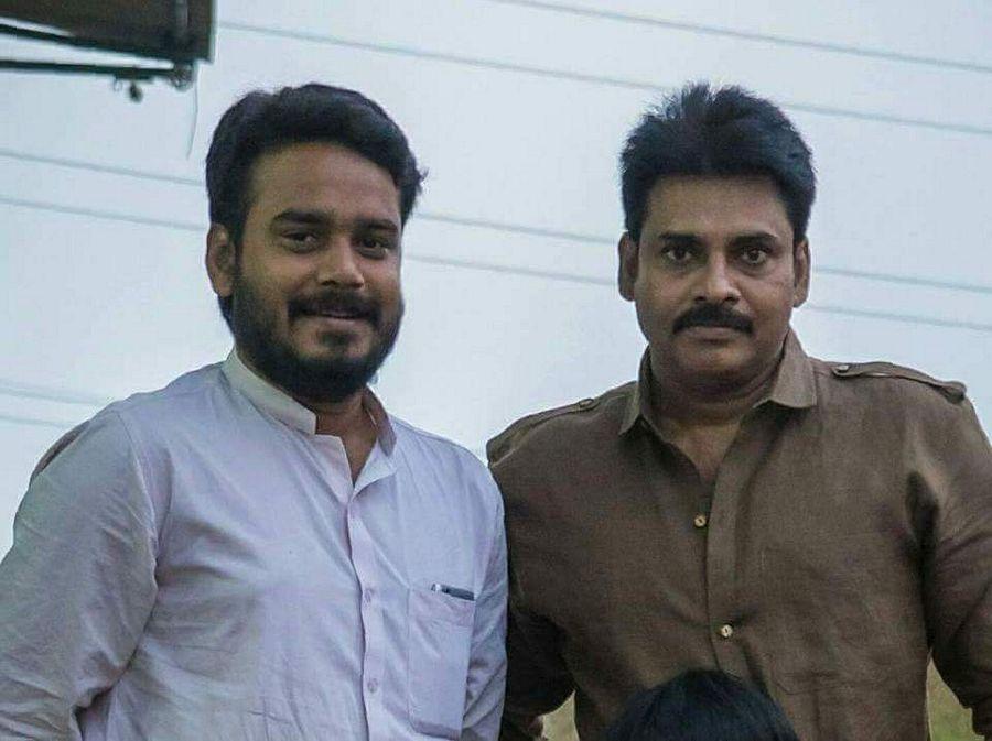 Exclusive: Pawan Kalyan’s Katamarayudu Latest Working Stills