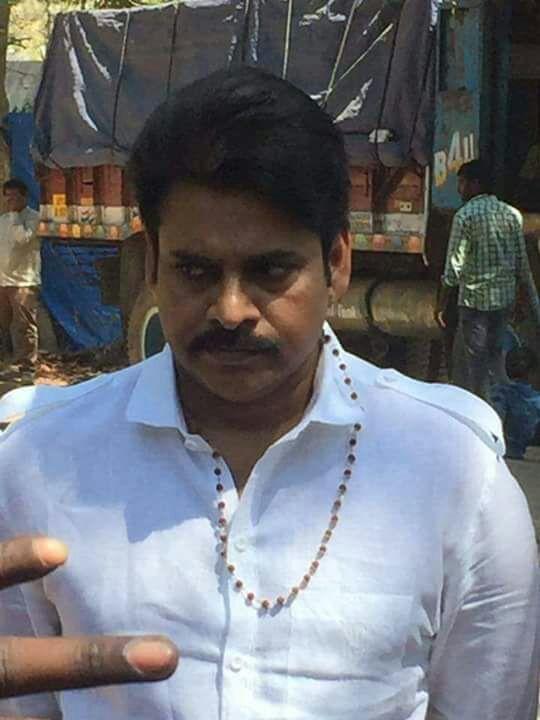 Exclusive Pawan Kalyan’s Katamarayudu Latest Working Photos