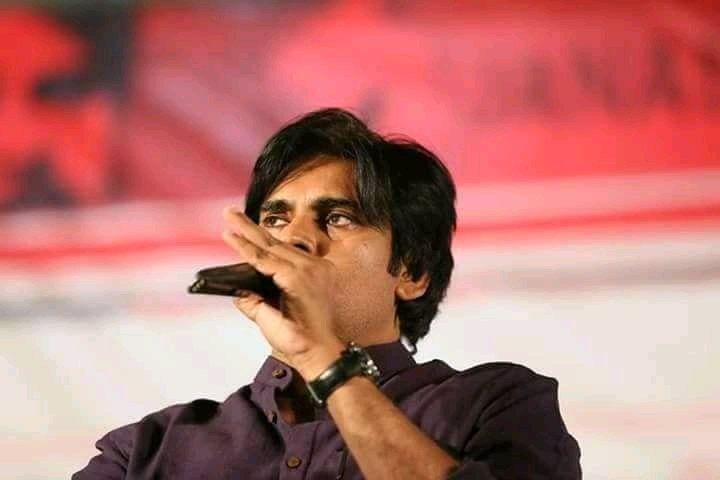 Pawan Kalyan Meets DCI Employee’s at Vizag Photos