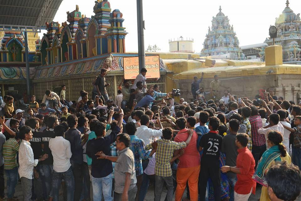 JanaSena Party Chief Pawan Kalyan at Lakshmi Narasimha Swamy Temple