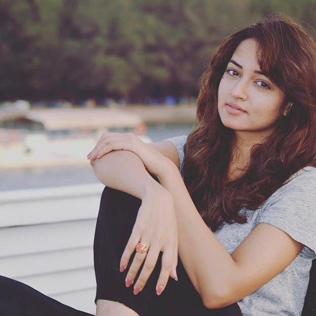 Kannada Actress Shanvi Srivastava Never Seen Photos Collections!