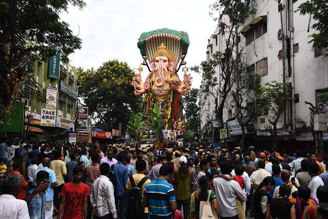 Khairatabad Ganesh Nimajjanam at Tankbund 2017 Photos