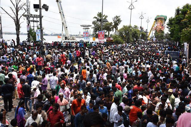 Khairatabad Ganesh Nimajjanam at Tankbund 2017 Photos