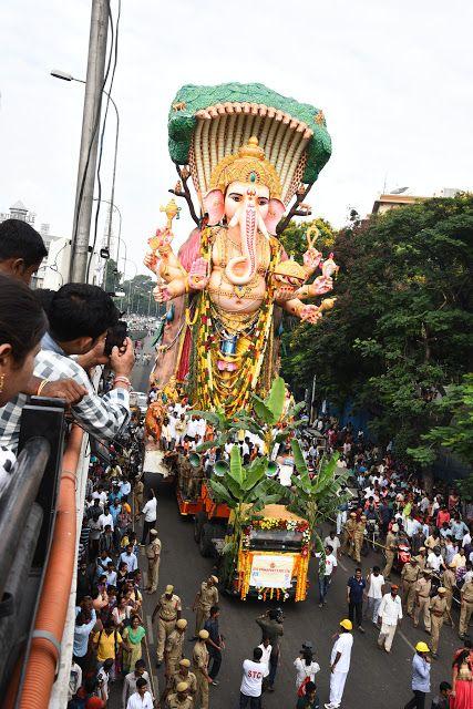 Khairatabad Ganesh Nimajjanam at Tankbund 2017 Photos