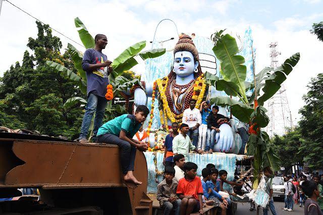 Khairatabad Ganesh Nimajjanam at Tankbund 2017 Photos