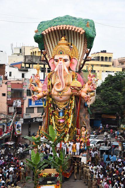 Khairatabad Ganesh Nimajjanam at Tankbund 2017 Photos