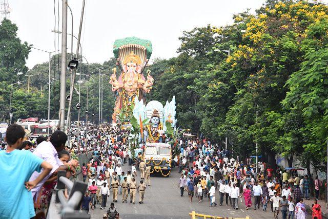 Khairatabad Ganesh Nimajjanam at Tankbund 2017 Photos