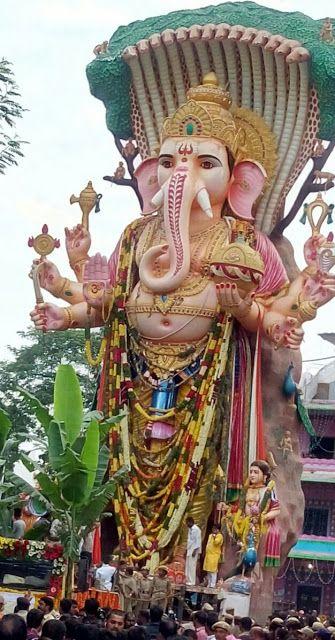 Khairatabad Ganesh Nimajjanam at Tankbund 2017 Photos