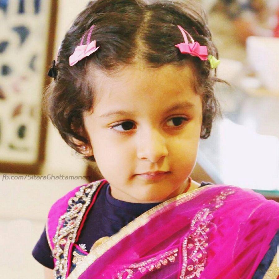 Birthday Special: Mahesh's Daughter Ghattamaneni Sitara Rare & Unseen Photos