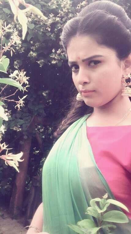 Mudda Mandaram Serial Actress Tanuja Unseen Photos