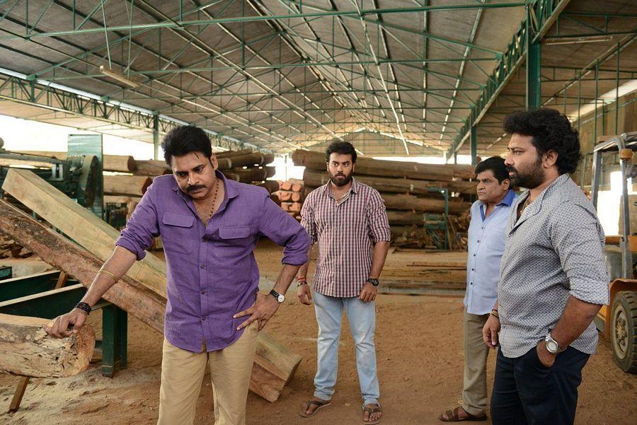 Pawan Kalyan Katamarayudu New Wallpapers & Stills