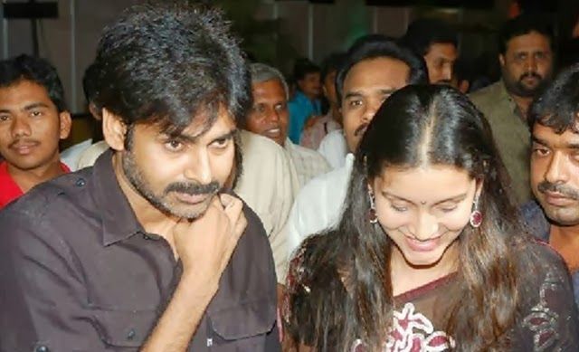 Pawan Kalyan and Renu Desai Unseen Photos