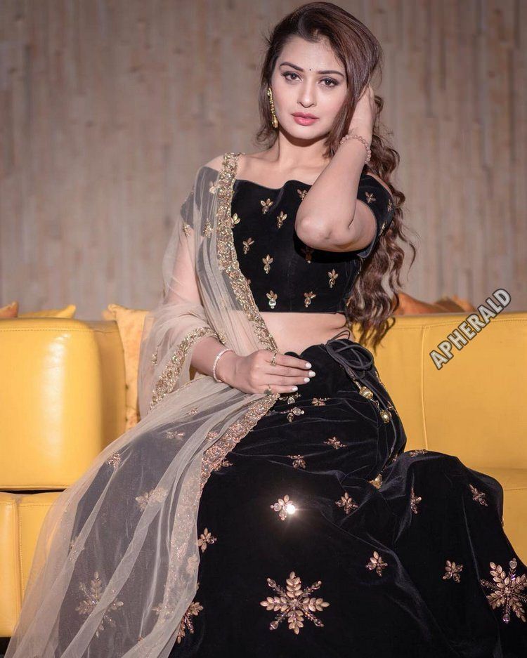 Payal Rajput Pics Hd 