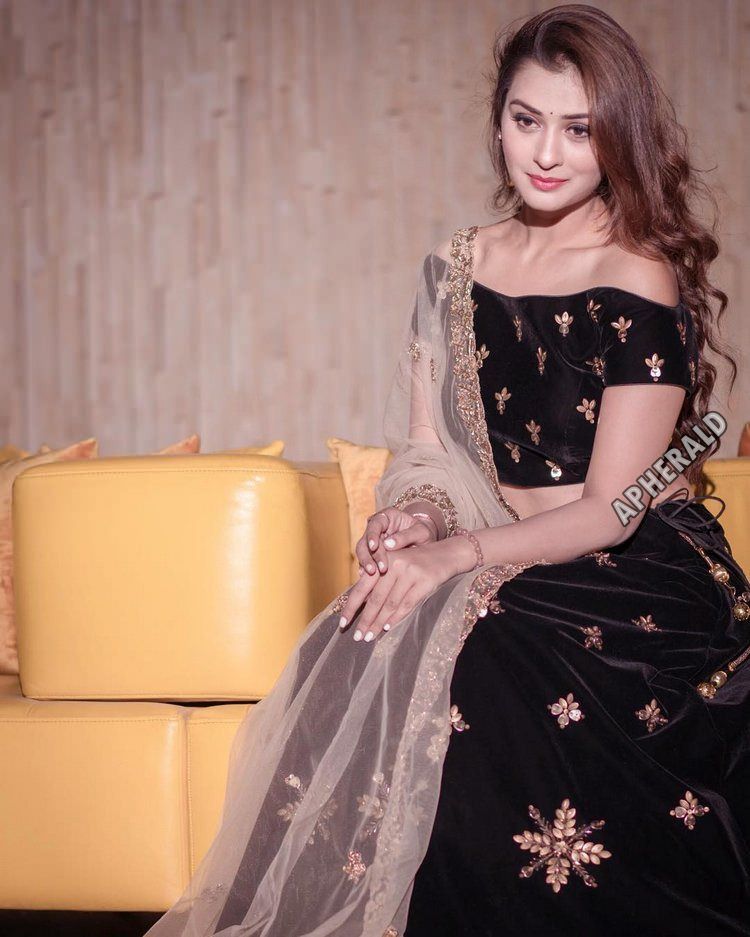 Payal Rajput Pics Hd 