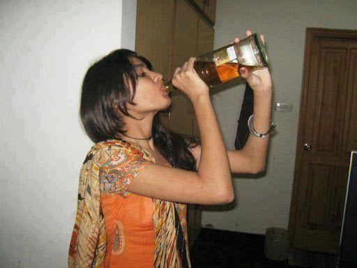 Photos: Indian Girls Smoking & Drinking Alcohol in Real LIFE