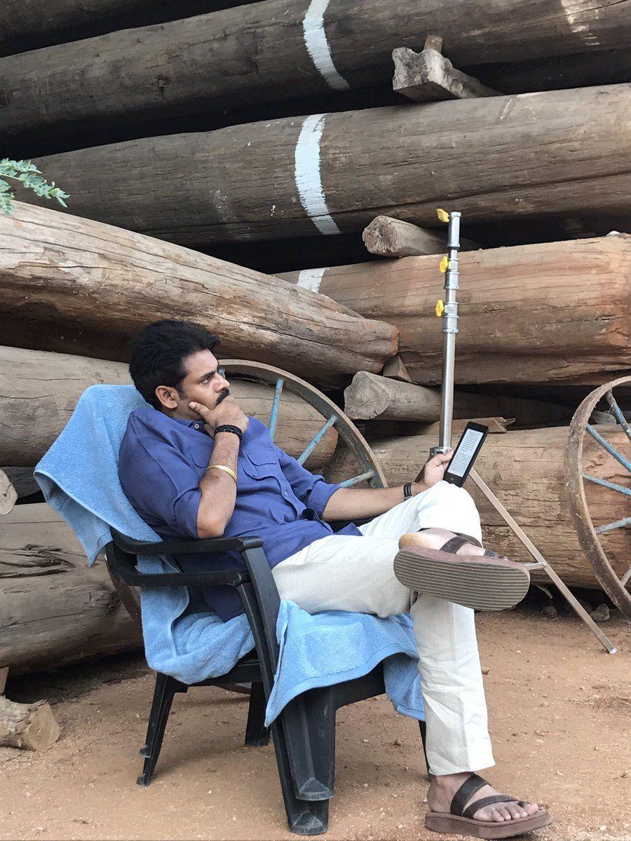 Photos: Katamarayudu Movie Shooting Latest Stills