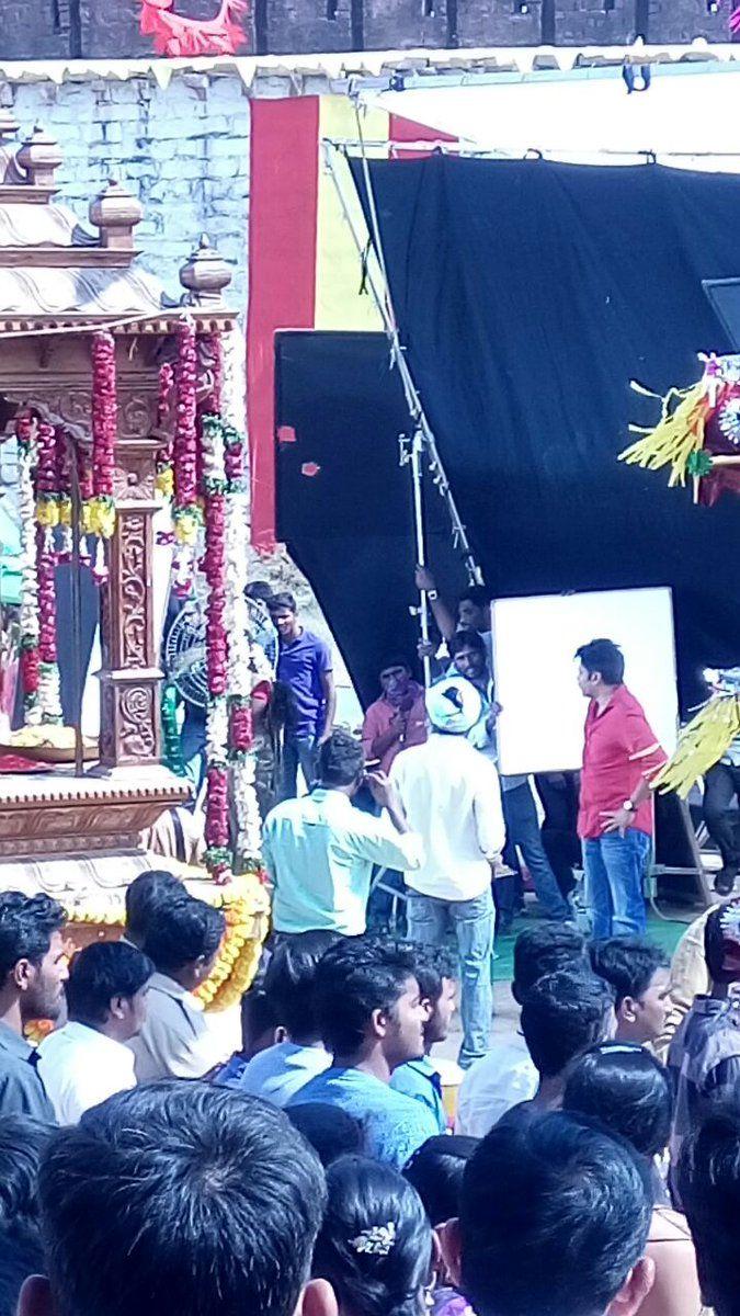 Photos: Katamarayudu Movie Shooting Latest Stills