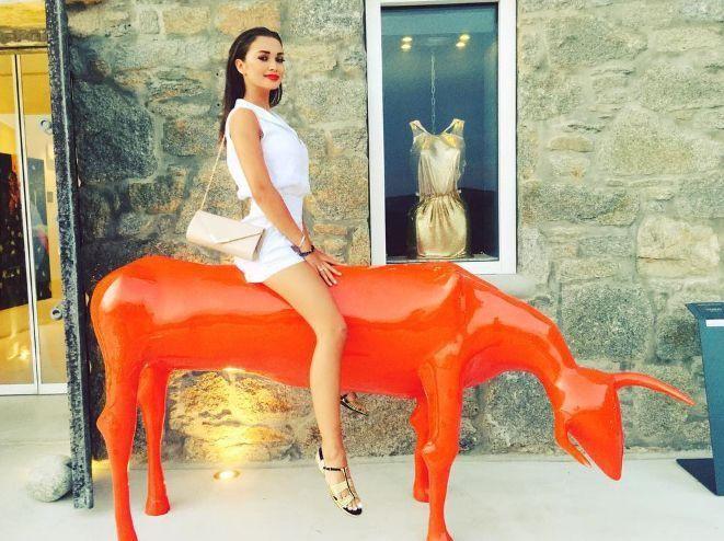 RARE & UNSEEN Photos of Amy Jackson