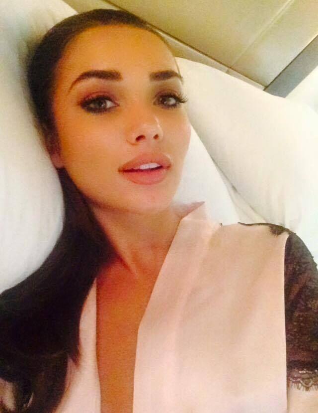 RARE & UNSEEN Photos of Amy Jackson