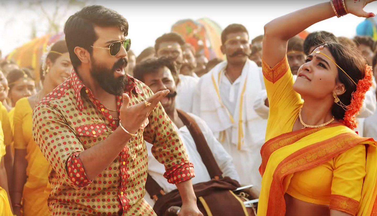 Ram Charan, Samantha & Pooja Hegde's working stills in a song from Rangasthalam