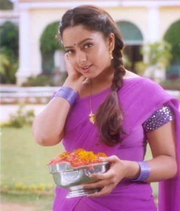 B'day Special: Remembering Versatile Actress Soundarya Rare Unseen Photos