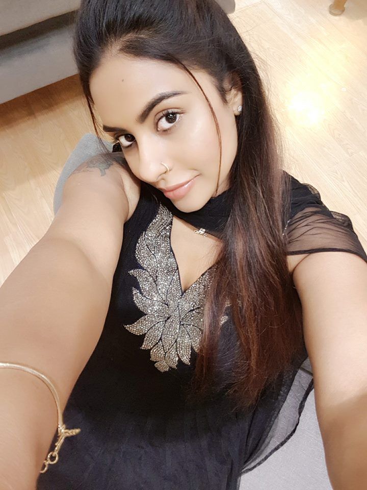 Sri Reddy Latest Unseen Pictures