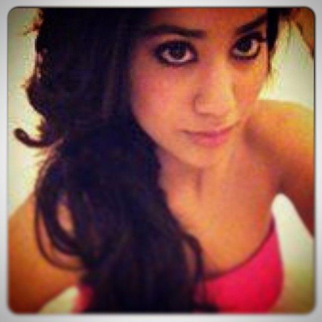 Sridevi's Daughter Jhanvi Kapoor Rare & Unseen Photos