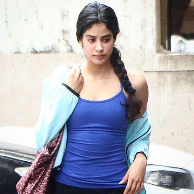 Sridevi's Daughter Jhanvi Kapoor Rare & Unseen Photos