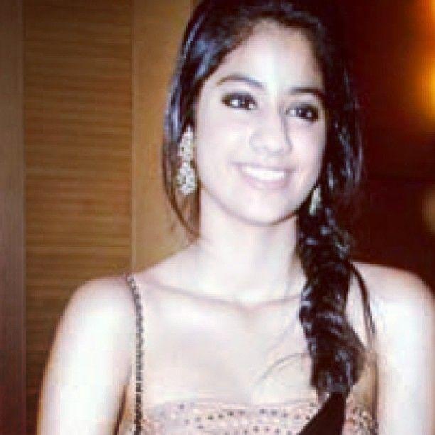 Sridevi's Daughter Jhanvi Kapoor Rare & Unseen Photos