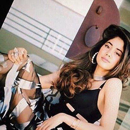 Sridevi's Daughter Jhanvi Kapoor Rare & Unseen Photos