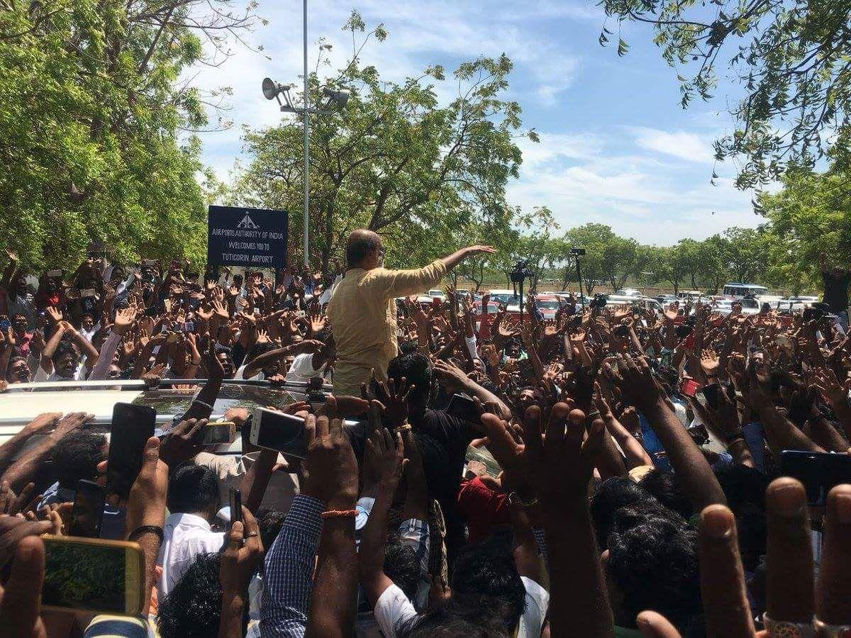 Superstar Rajinikanth Meeting with Thoothukudi People!