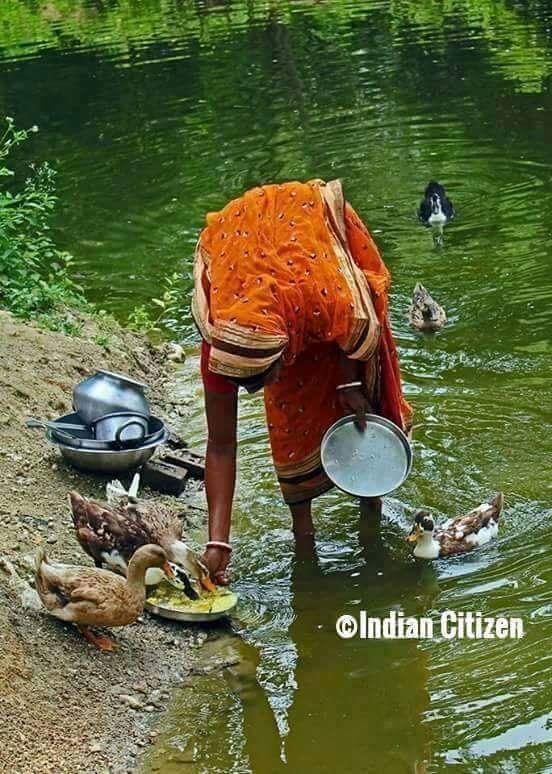 The Most Inspiring Photos That Prove Humanity Is Still Alive in India