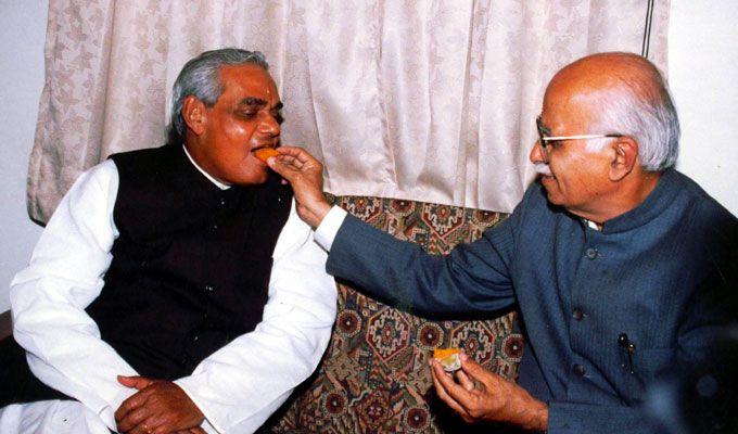 Unseen Photos: Atal Bihari Vajpayee with Indian Political Leaders