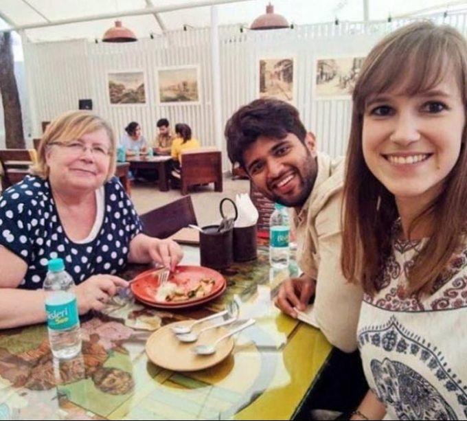 Vijay Devarakonda With His Foreign Love Vimmy Photos